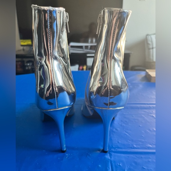 NWT silver stiletto ankle boots - Picture 13 of 13